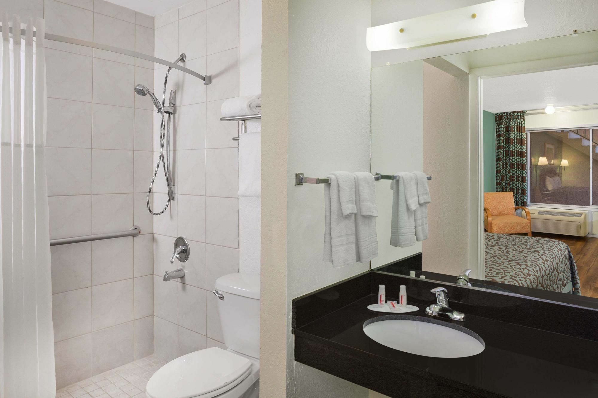 Travelodge By Wyndham Fort Myers North North Fort Myers Ngoại thất bức ảnh